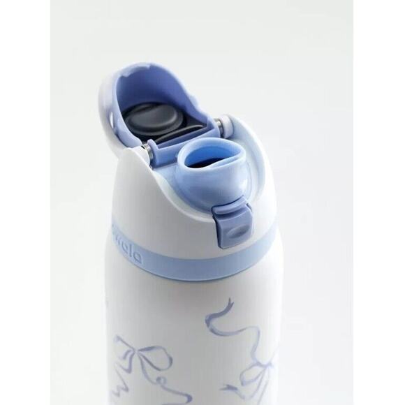 Owala Urban Outfitters Tied and True FreeSip 32oz Bow UO Water Bottle -SHIPS NOW - Picture 3 of 5